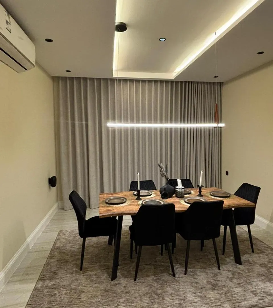Apartament شقه 4فندقيه فاخره ثلاث غرف نوم Rijad